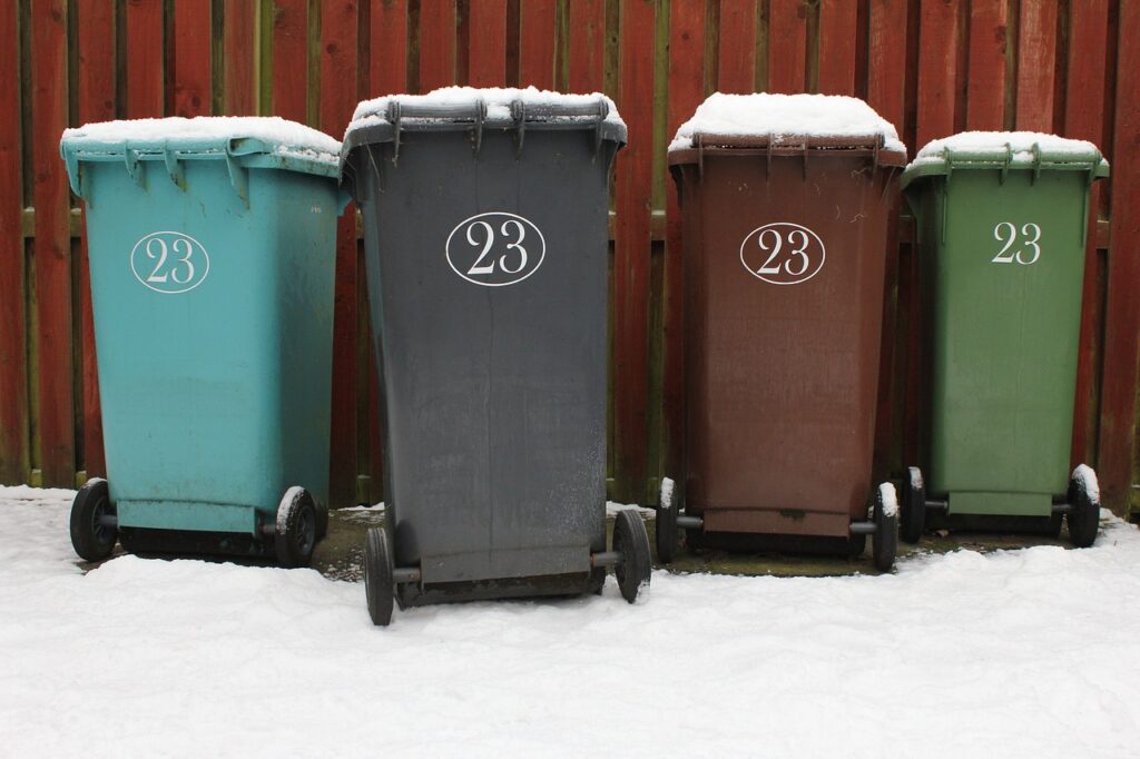 wheelie bin